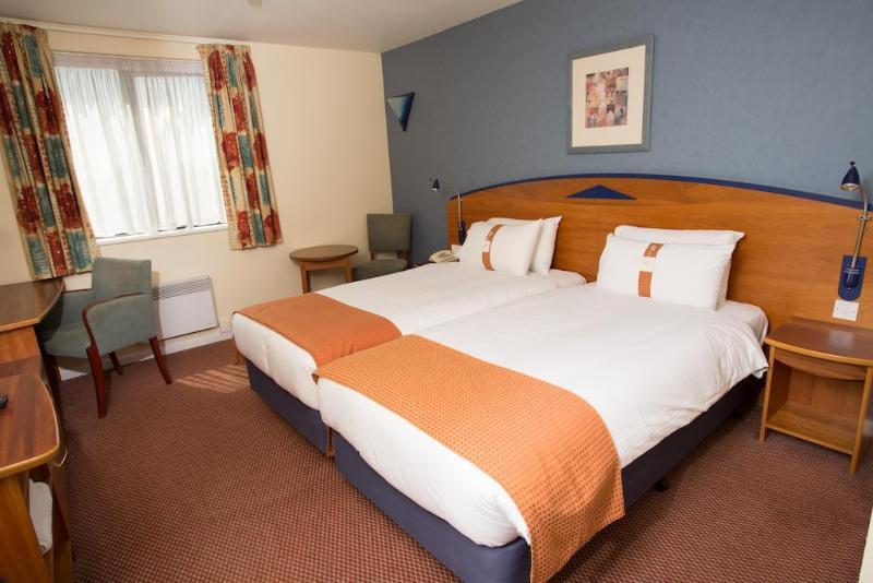 Knowsley Inn & Lounge Formally Holiday Inn Express Екстер'єр фото
